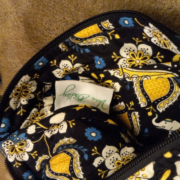 Vera Bradley crossbody & compact mirror - Picture 3 of 9